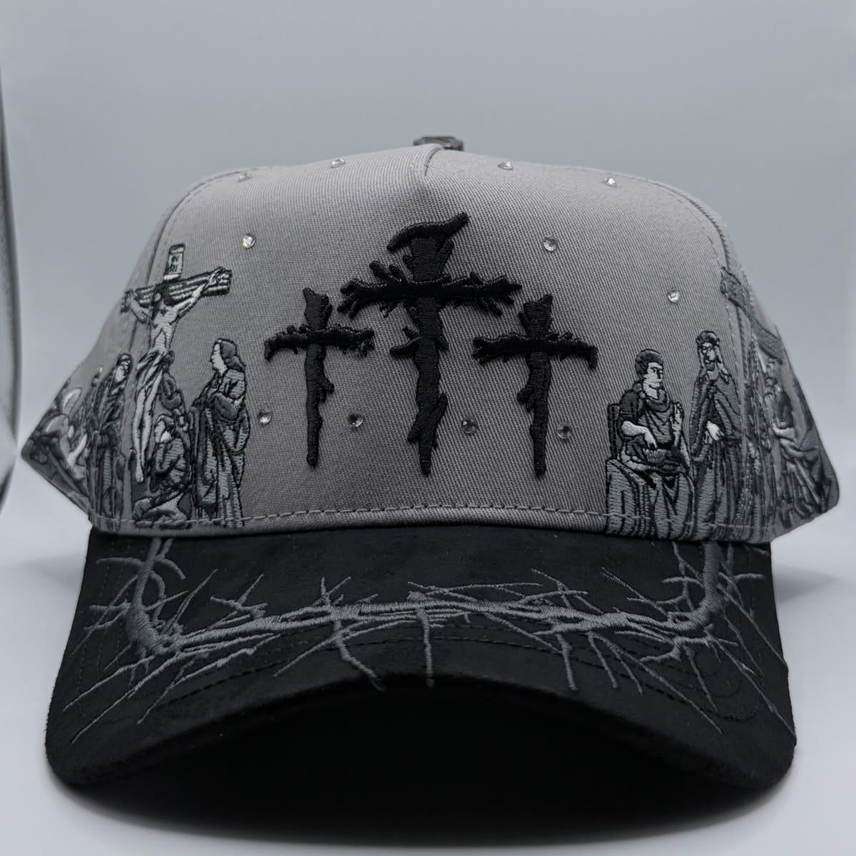 X-Caps - crucifixión gray
