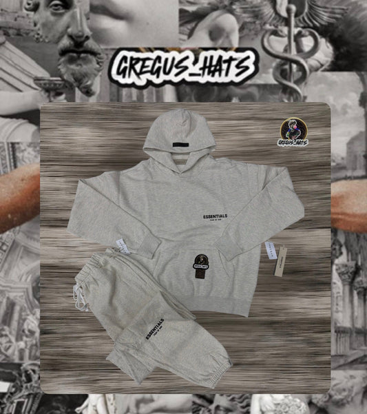 Set Essential ( PANTS & HODDIE) light Oatmeal.